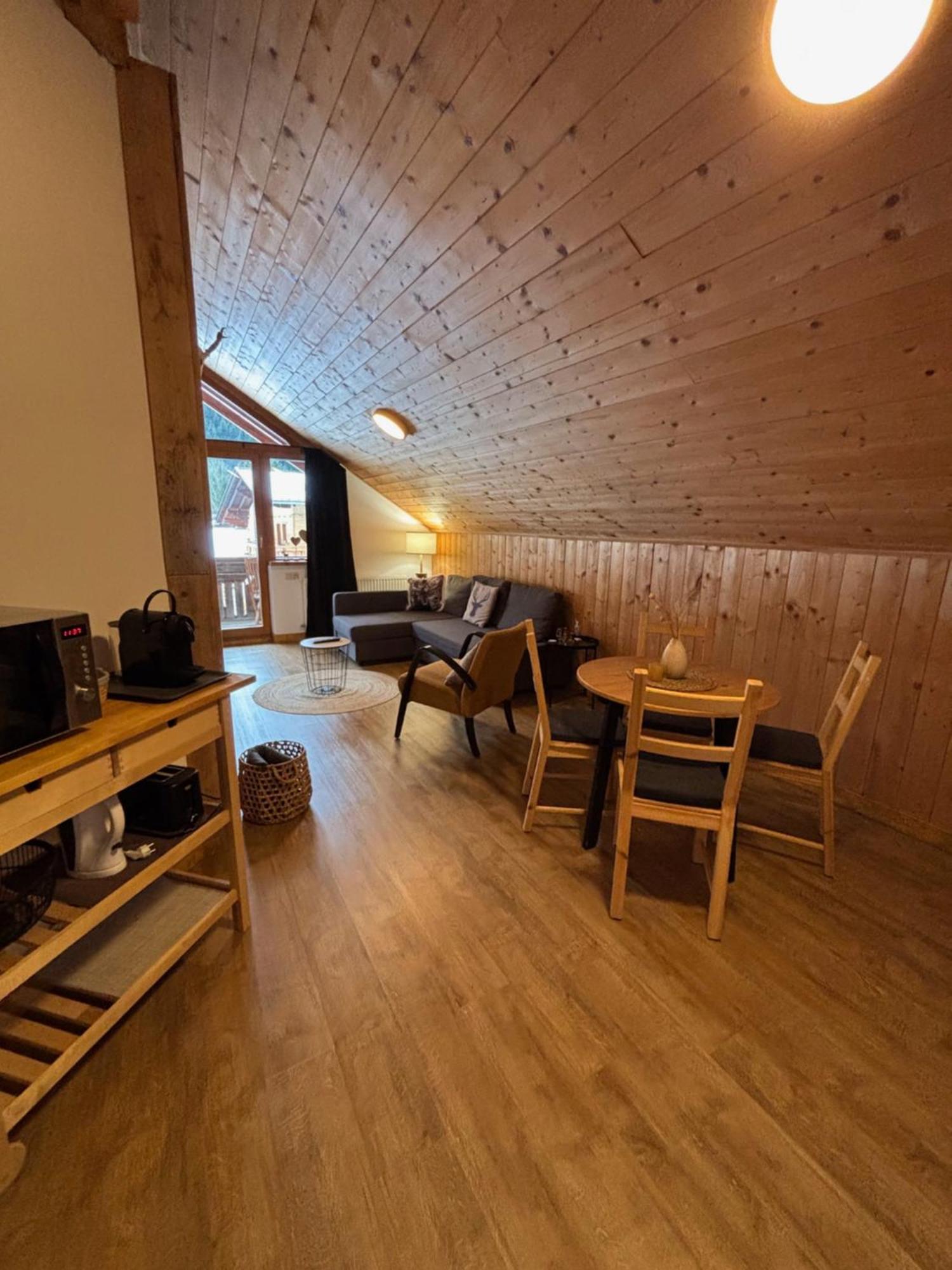 Alpenhaus Bichlbach Vila Exterior foto