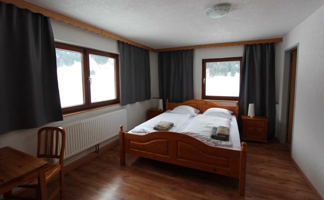 Alpenhaus Bichlbach Vila Exterior foto